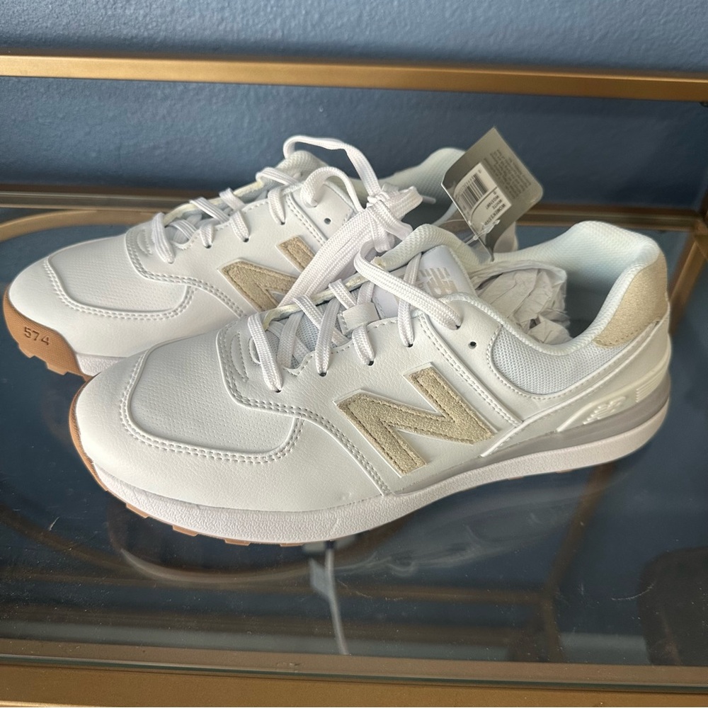 New Balance White and Beige Women’s 574 Greens v2 spikeless Golf shoes